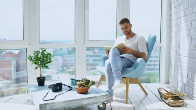 14 Ways to Cultivate a Lifetime Reading Habit